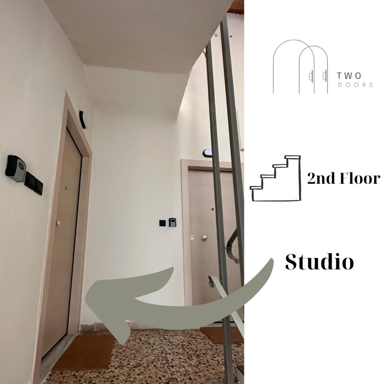 2 Doors Apartment Kavála Luaran gambar